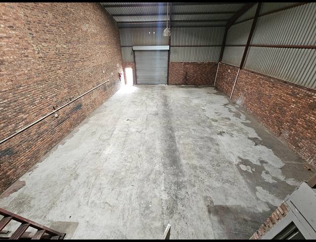 260M² FACTORY TO LET IN ANDERBOLT